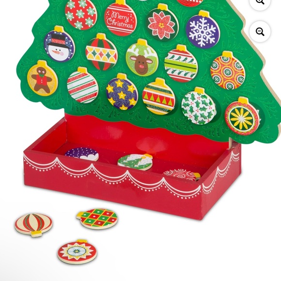 Melissa&Doug Countdown 2 Christmas Wooden Advent Calendar MagneticTree,25Magnets - Picture 4 of 9